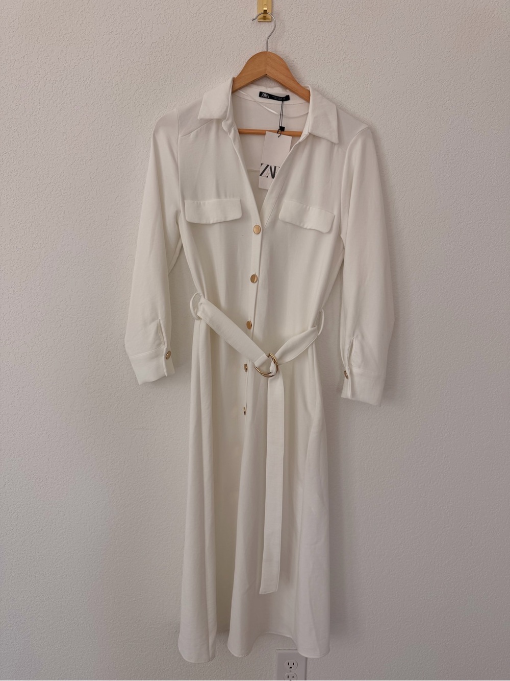 Zara Cream Shirt Dress with Gold Buttons and Belt - Picture 2 of 4